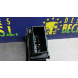 Recambio de warning para opel corsa c club referencia OEM IAM 9164141  