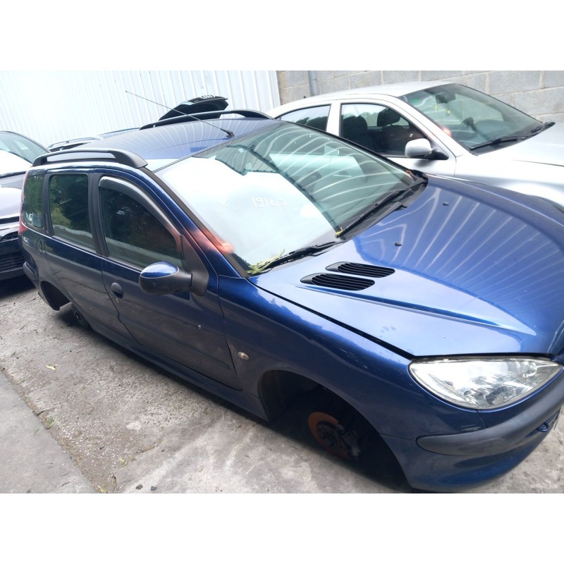 Elenco delle parti per Peugeot 206 sw (2E/k) 1.4 HDi Diesel dell'anno 2006 con motore 8HX (DV4TD) Elenco delle parti per Peugeot 206 sw (2E/k) 1.4 HDi Diesel dell'anno 2006 con motore 8HX (DV4TD)