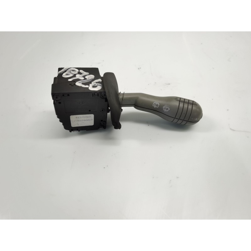 Recambio de mando limpia para renault twingo (co6) 1.2 (c066/67/68) referencia OEM IAM 7701046628  