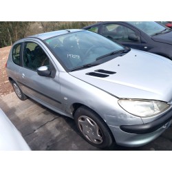 Elenco delle parti per Peugeot 206 hatchback (2A/C) 1.4 HDi eco 70 Diesel dell'anno 2002 con motore 8HX (DV4TD),8HZ (DV4TD)