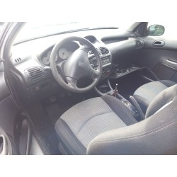 Elenco delle parti per Peugeot 206 hatchback (2A/C) 1.4 HDi eco 70 Diesel dell'anno 2002 con motore 8HX (DV4TD),8HZ (DV4TD)