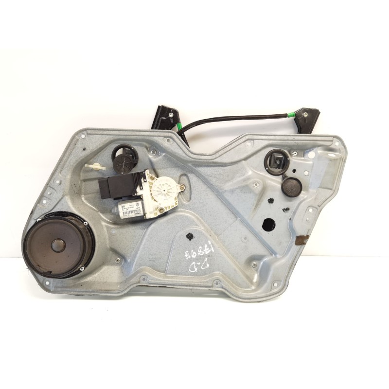 Alzacristallo anteriore destro Seat Leon (1M1) | Desguace Becerril Alzacristallo anteriore destro Seat Leon (1M1) | Desguace Becerril