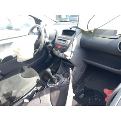 Elenco delle parti per Peugeot 107 (PM_, PN_) 1.4 HDi Diesel dell'anno 2011 con motore 8HT (DV4TD)
