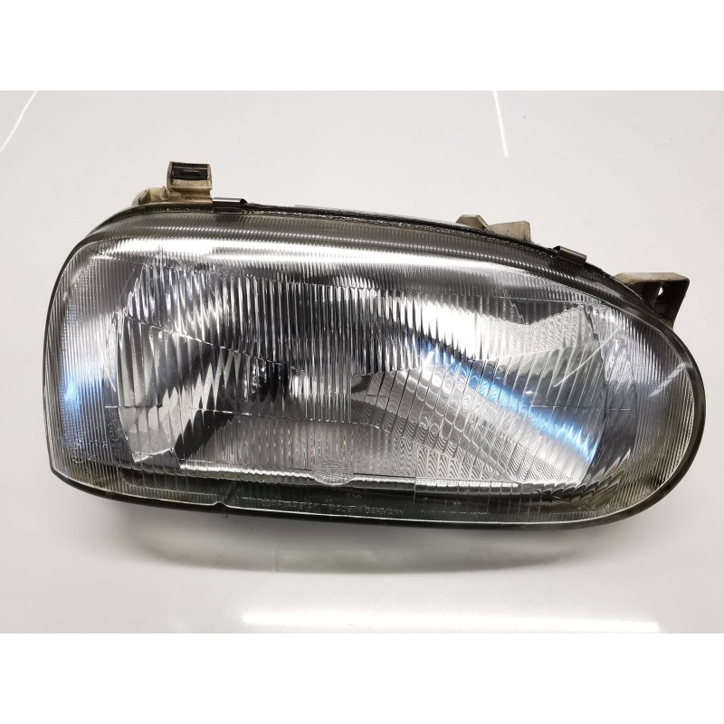 Right headlight Volkswagen Golf III berlina (1H1) | Becerril Scrap Yard Right headlight Volkswagen Golf III berlina (1H1) | Becerril Scrap Yard