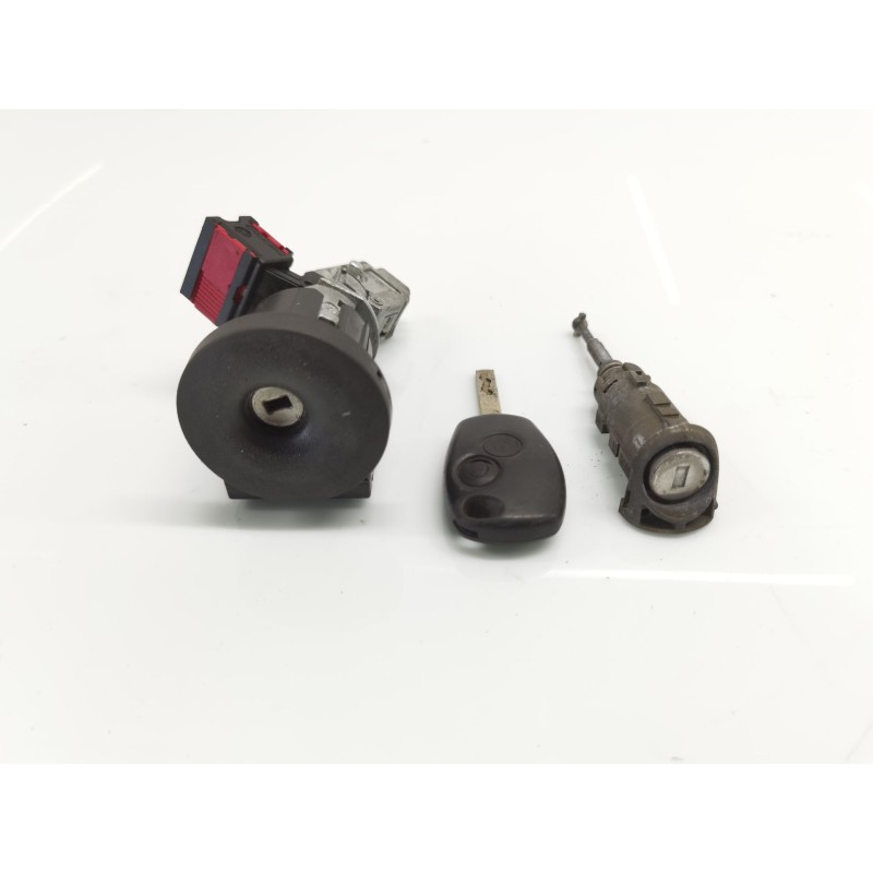 Recambio de antirrobo para renault clio iii referencia OEM IAM 216738847B  