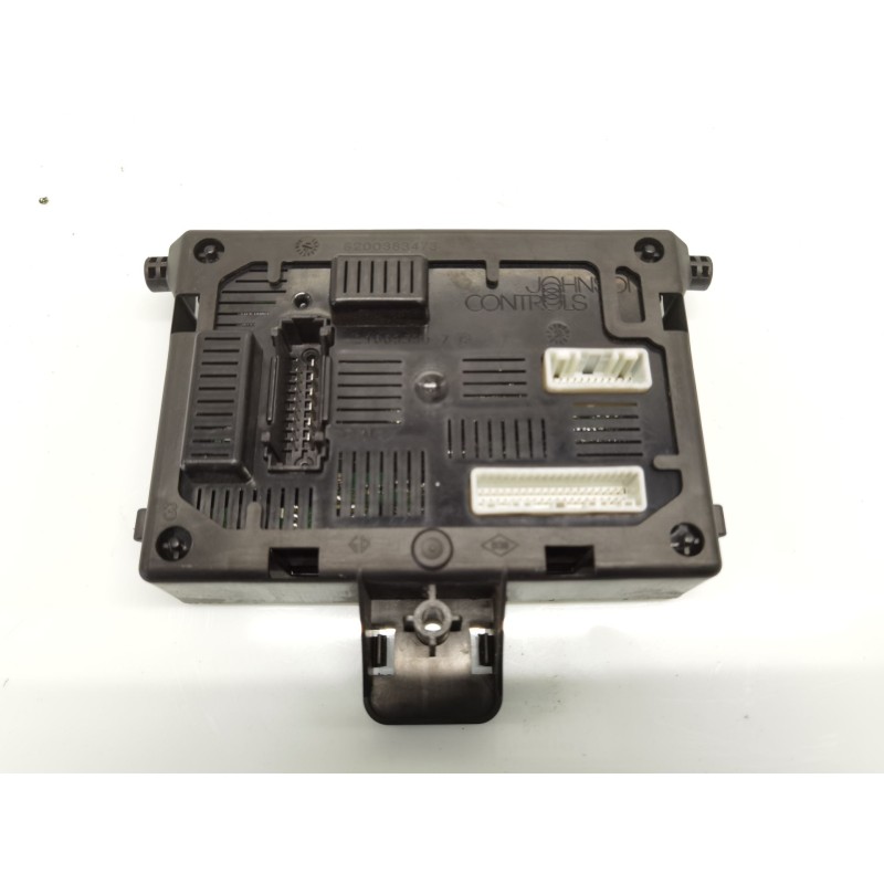 Electronic module Renault Clio III | Becerril Scrap Yard Electronic module Renault Clio III | Becerril Scrap Yard