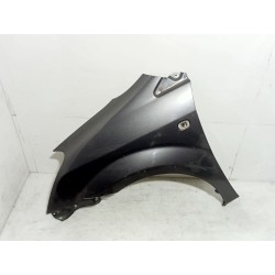 Left front fender Toyota Corolla verso (ZER_, ZZE12_, R1_) | Becerril Scrap Yard