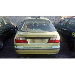 nissan primera berlina (p11) del año 1996
