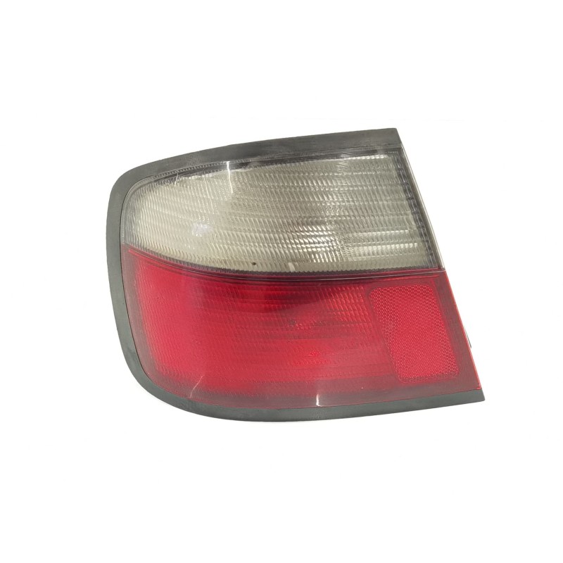 Fanale posteriore sinistro Nissan Primera berlina (P11) | Desguace Becerril Fanale posteriore sinistro Nissan Primera berlina (P11) | Desguace Becerril