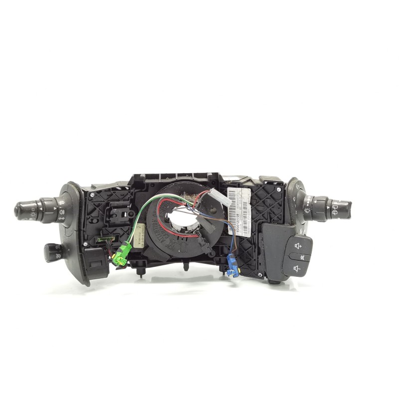 Recambio de com 2000 para renault scenic ii referencia OEM IAM 8200127728  