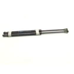 Trunk/boot lid struts Toyota Yaris (_P13_) | Becerril Scrap Yard