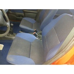 peugeot 106 (s2) del año 2000