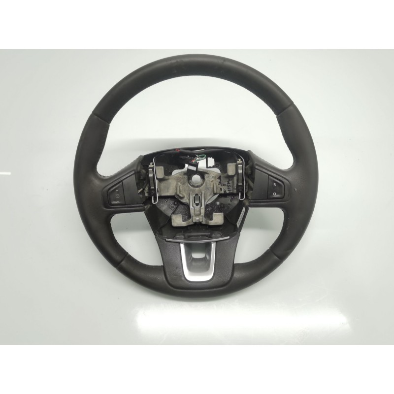 Steering wheel Renault Laguna III | Becerril Scrap Yard Steering wheel Renault Laguna III | Becerril Scrap Yard