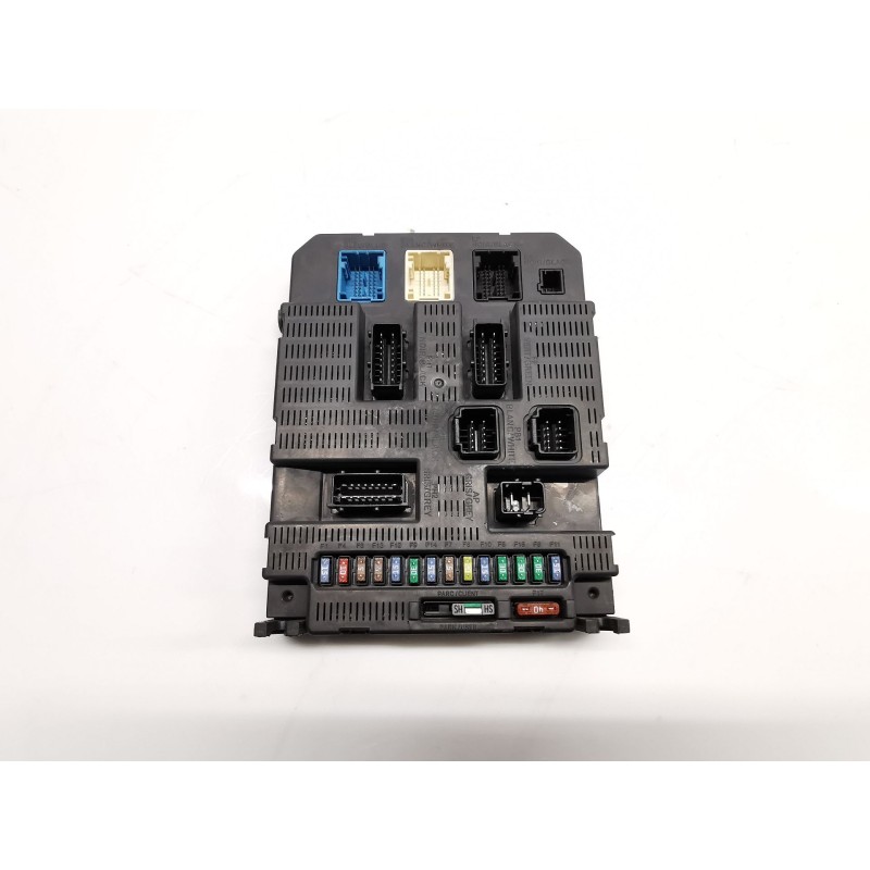 Recambio de bsi para peugeot 308 sport referencia OEM IAM 9663798180  