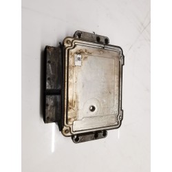 Recambio de centralita motor uce para opel astra h berlina cosmo referencia OEM IAM 8980135190 0281012694 55560810DB