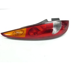 Fanale posteriore sinistro Nissan Almera tino (V10M) | Desguace Becerril