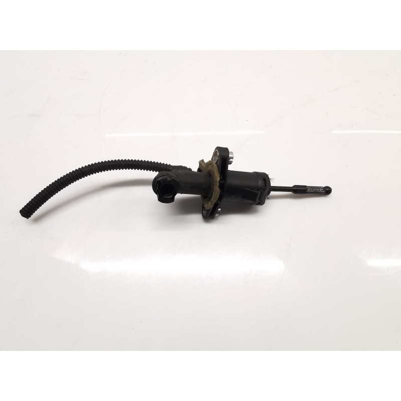 Recambio de bomba embrague para seat ibiza (6j5) reference referencia OEM IAM 6R0721388  