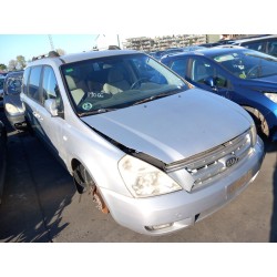 kia carnival del año 2010