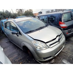 toyota corolla verso (r1) del año 2005