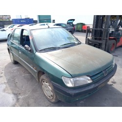 Elenco delle parti per Peugeot 306 hatchback (7A, 7C, N3, N5) 1.9 DT Diesel dell'anno 1998 con motore DHY (XUD9TE)