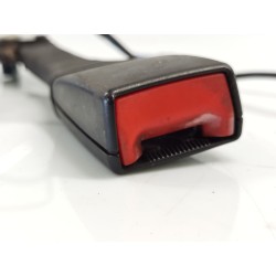 Recambio de enganche cinturón delantero izquierdo para opel corsa d (s07) 1.3 cdti (l08, l68) referencia OEM IAM 13286178  