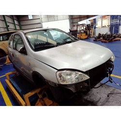 opel corsa c del año 2003