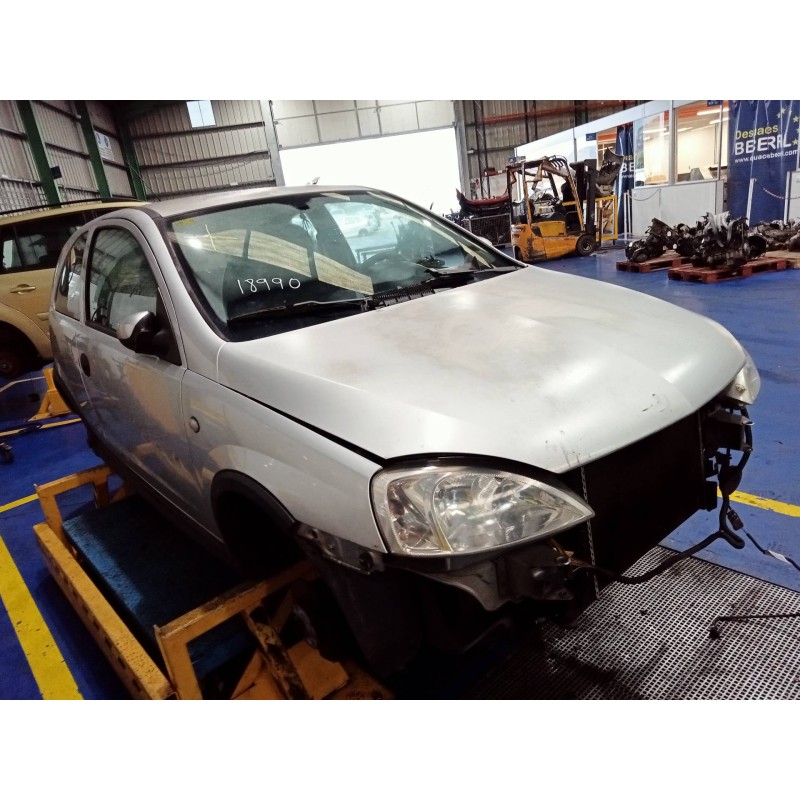 opel corsa c del año 2003