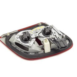 Recambio de piloto trasero central izquierdo para mercedes clase e (w210) berlina diesel 270 cdi (210.016) referencia OEM IAM A2