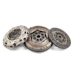 Recambio de kit de embrague para ford mondeo berlina (ge) referencia OEM IAM 124032310/324030410  