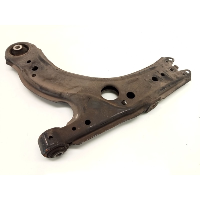 Bras de suspension inférieur avant gauche Volkswagen Golf IV (1J1) | Desguace Becerril Bras de suspension inférieur avant gauche Volkswagen Golf IV (1J1) | Desguace Becerril