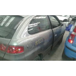 seat ibiza (6l1) del año 2003