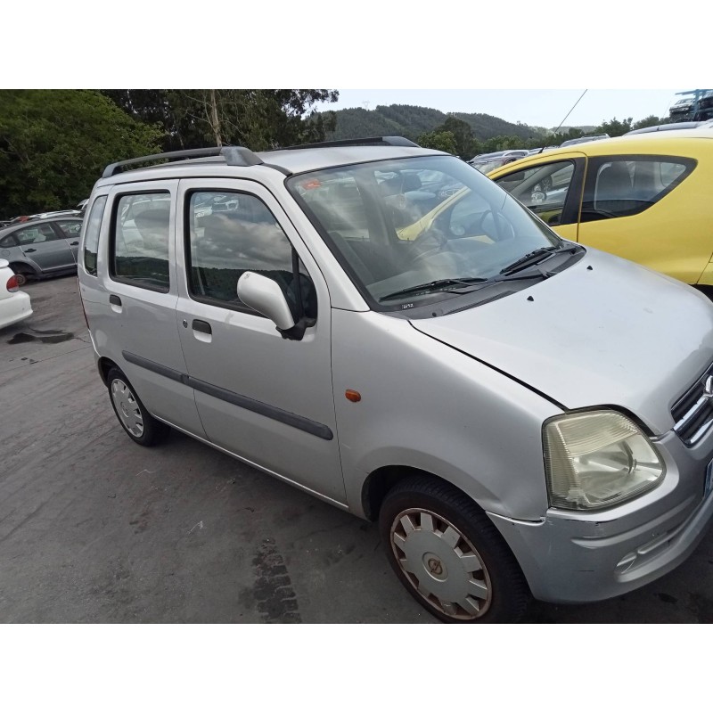 opel agila del año 2003