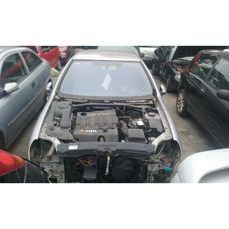 citroën xsara berlina del año 2002