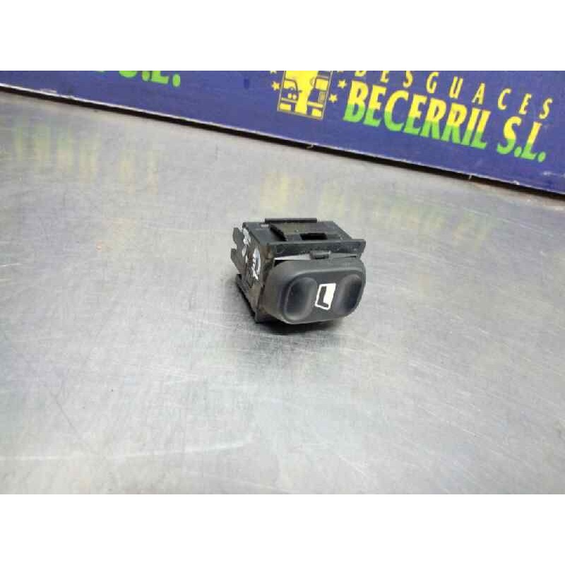 Recambio de mando elevalunas trasero derecho para citroen xsara picasso 2.0 hdi referencia OEM IAM   