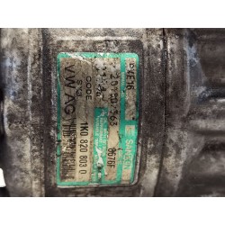 Air conditioning compressor Volkswagen Touran (1T1) | Becerril Scrap Yard