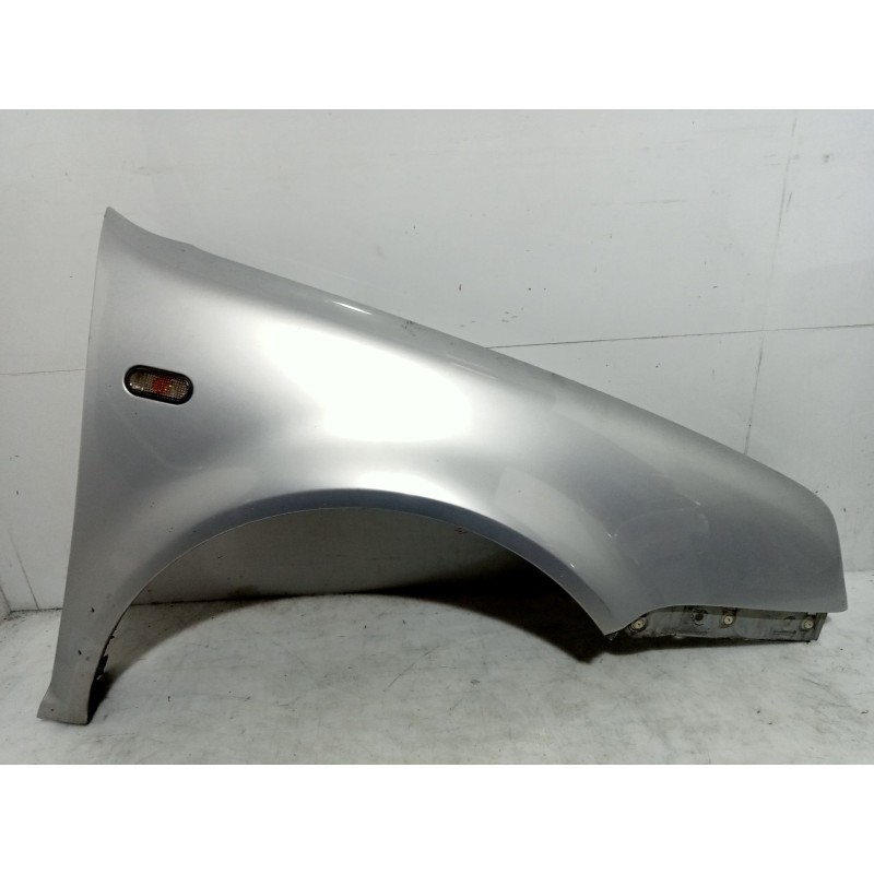 Recambio de aleta delantera derecha para volkswagen golf iv (1j1) 1.8 referencia OEM IAM 1JE821022A 053-12-2126504-04-9523312P6 Recambio de aleta delantera derecha para volkswagen golf iv (1j1) 1.8 referencia OEM IAM 1JE821022A 053-12-2126504-04-9523312P6