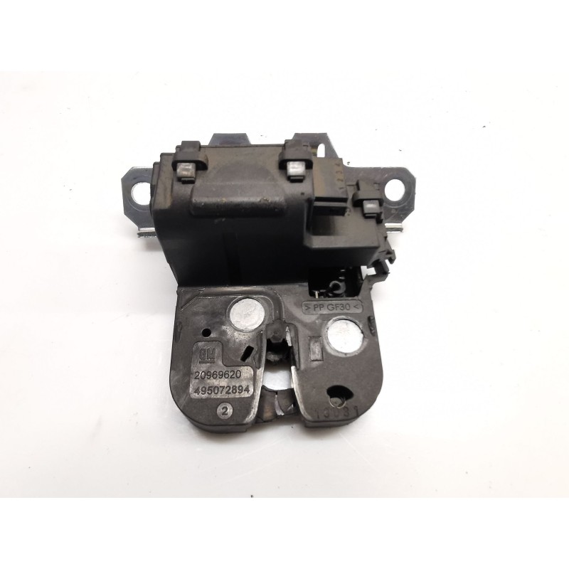 Serratura portellone / portello Opel Insignia berlina | Desguace Becerril Serratura portellone / portello Opel Insignia berlina | Desguace Becerril
