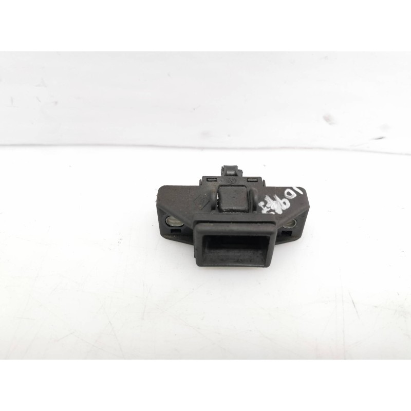 Recambio de cerradura maletero / porton para dacia sandero ambiance referencia OEM IAM Recambio de cerradura maletero / porton para dacia sandero ambiance referencia OEM IAM