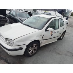 volkswagen golf iv berlina (1j1) del año 2000
