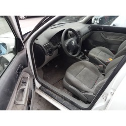 volkswagen golf iv berlina (1j1) del año 2000