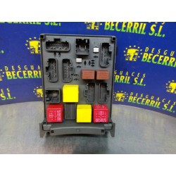 Recambio de caja reles / fusibles para renault espace iv (jk0) grand espace privilege referencia OEM IAM 82003091621  