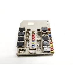 Relay / fuse box Renault Clio III (BR0/1, CR0/1) | Becerril Scrap Yard