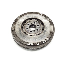 Recambio de volante motor para alfa romeo 145 (930_) 1.7 i.e. 16v (930.a1) referencia OEM IAM 415047910  