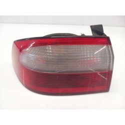 Recambio de piloto trasero izquierdo para renault laguna ii (bg0/1_) 1.9 dci (bg08, bg0g) referencia OEM IAM   