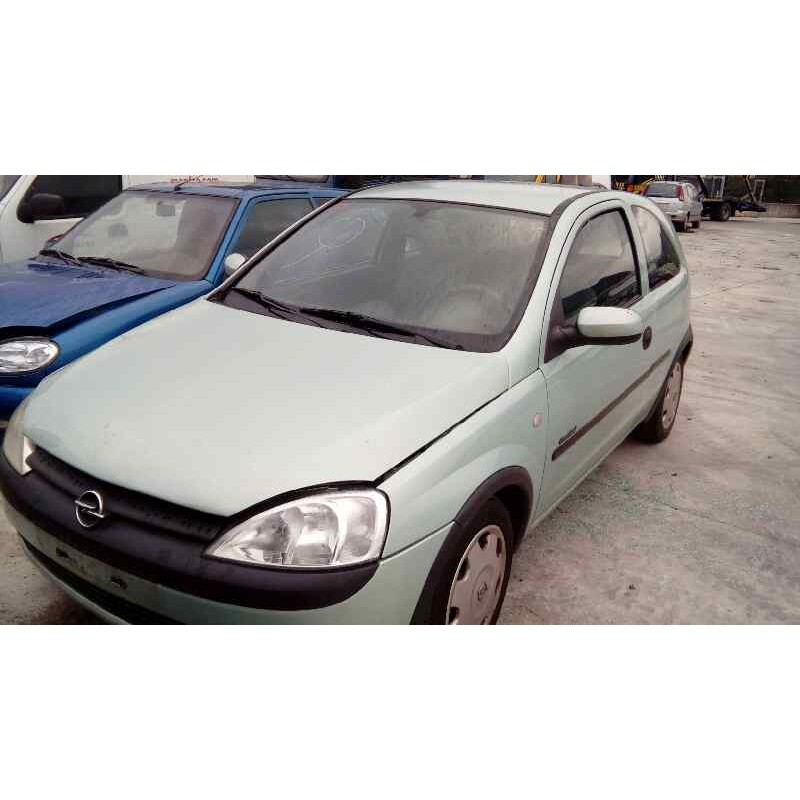 opel corsa c del año 2001
