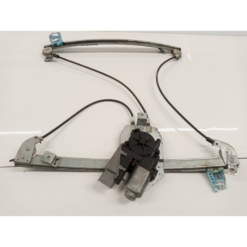 Recambio de elevalunas delantero izquierdo para citroen xsara coupe 1.4i sx referencia OEM IAM Recambio de elevalunas delantero izquierdo para citroen xsara coupe 1.4i sx referencia OEM IAM