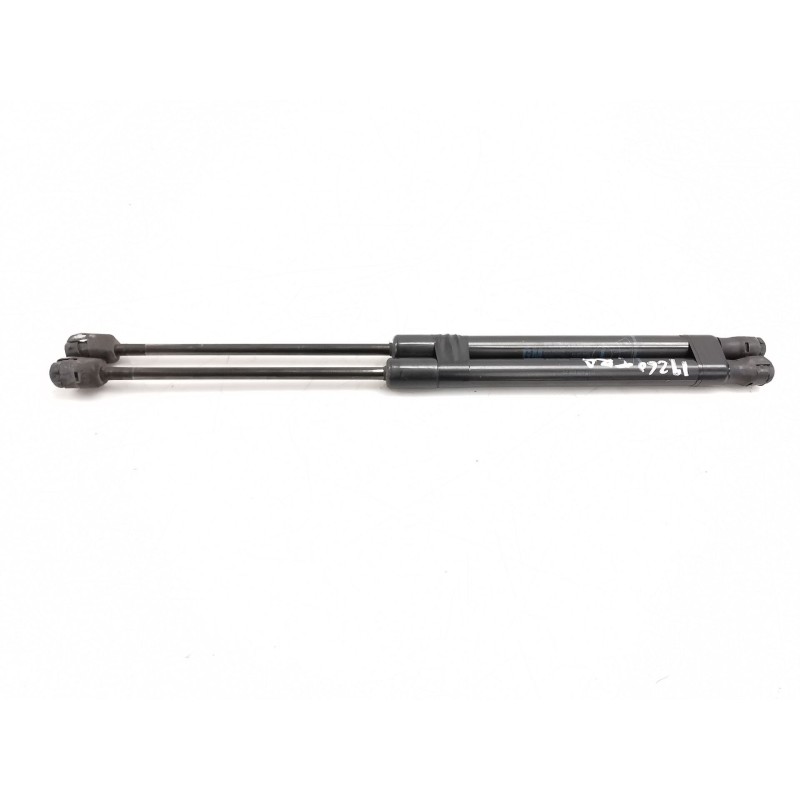 Trunk/boot lid struts | Becerril Scrap Yard Trunk/boot lid struts | Becerril Scrap Yard