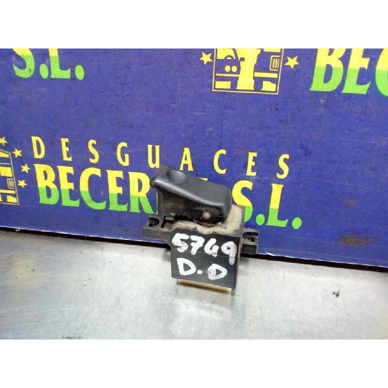 Recambio de mando elevalunas delantero derecho para mazda mpv (lv) 2.5 td le referencia OEM IAM Recambio de mando elevalunas delantero derecho para mazda mpv (lv) 2.5 td le referencia OEM IAM