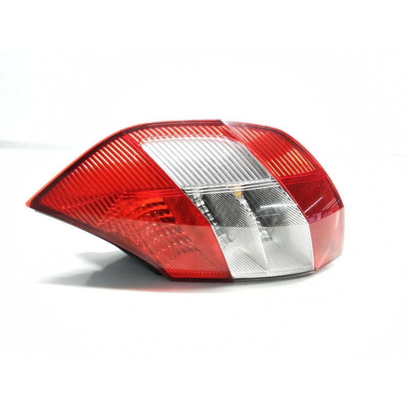 Recambio de piloto trasero derecho para renault scénic ii (jm0/1_) 1.5 dci (jm1e, jm16) referencia OEM IAM Recambio de piloto trasero derecho para renault scénic ii (jm0/1_) 1.5 dci (jm1e, jm16) referencia OEM IAM