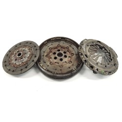 Clutch kit Volkswagen Golf IV berlina (1J1) | Becerril Scrap Yard